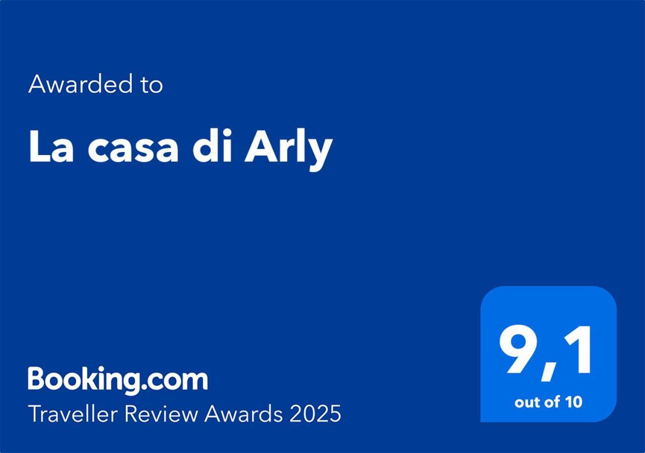 올비아 La Casa Di Arly 아파트 외부 사진